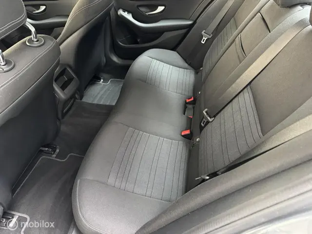Mercedes-Benz C-Klasse 180 Lease Edition 2017 Benzine 15