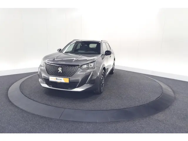 Peugeot 2008 PureTech 130 EAT8 Allure 2023 Benzine 75