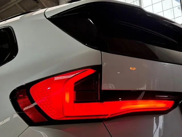 BMW X1 xDrive23i 2023 Benzine 38