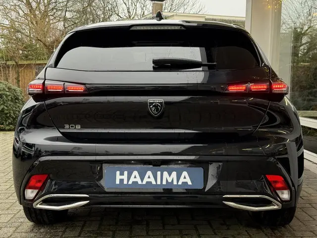 Peugeot 308 1.2T 130pk Allure 2023 Benzine 8