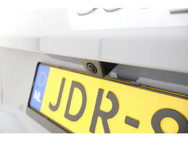 Jeep Avenger 1.2 e-Hybrid Summit 2025 Hybride Benzine 15