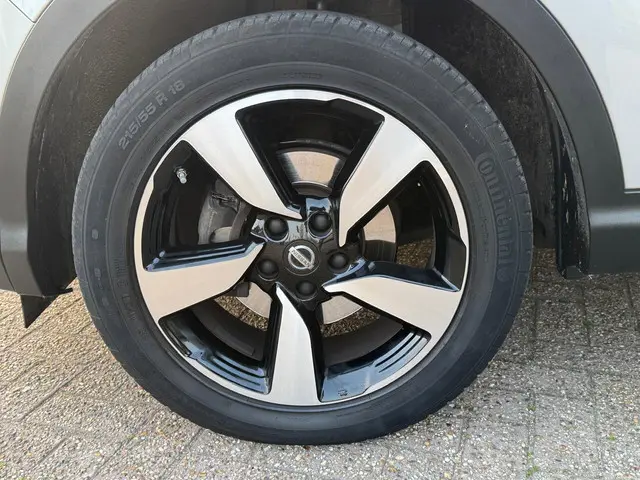 Nissan QASHQAI 1.2 N-Connecta 2016 Benzine 9