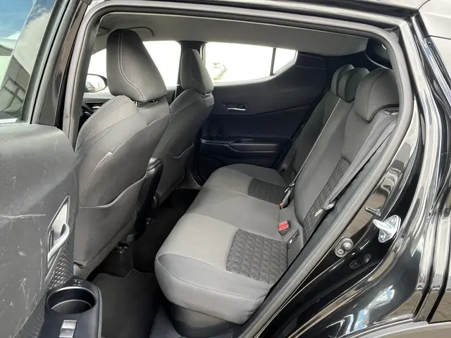 Toyota C-HR 1.8 Hybrid Dynamic 2020 Hybride Benzine 19