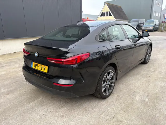 BMW 2 Serie Gran Coupé High Executive 218i 2022 Benzine 6