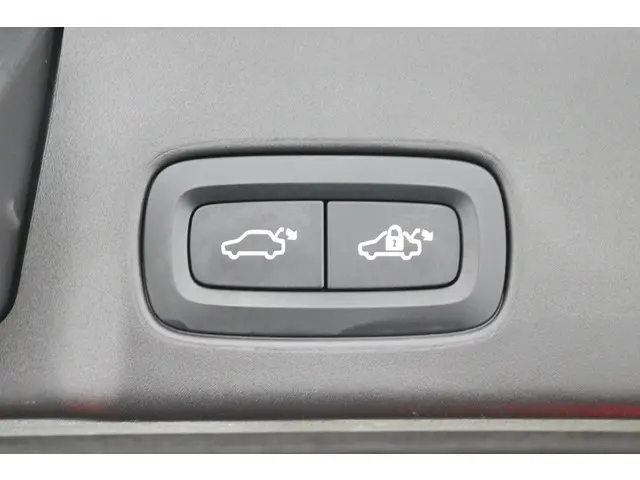 Volvo V90 2.0 T8 AWD R-Design 2021 Hybride Benzine 18