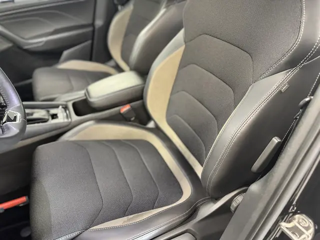 Škoda Kodiaq 1.5 TSI Business Edition 2022 Benzine 33