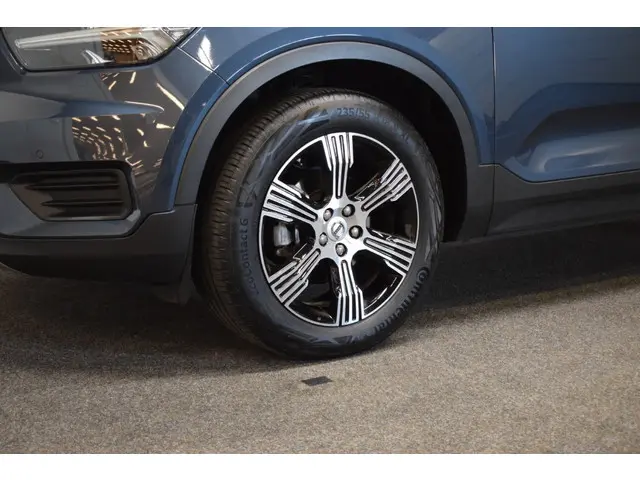 Volvo XC40 T3 163pk AUT8 Inscription 2021 Benzine 3