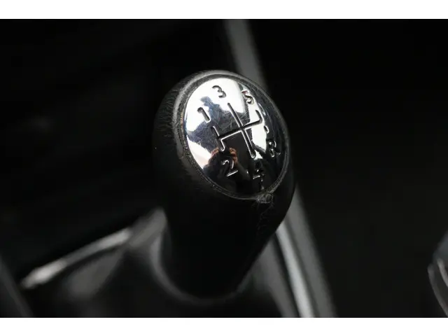 Renault Clio 0.9 TCe ECO Night&Day 2014 Benzine 44