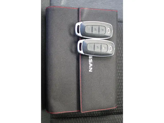 Nissan QASHQAI 1.3 MHEV Xtronic N-Connecta 2022 Benzine 36