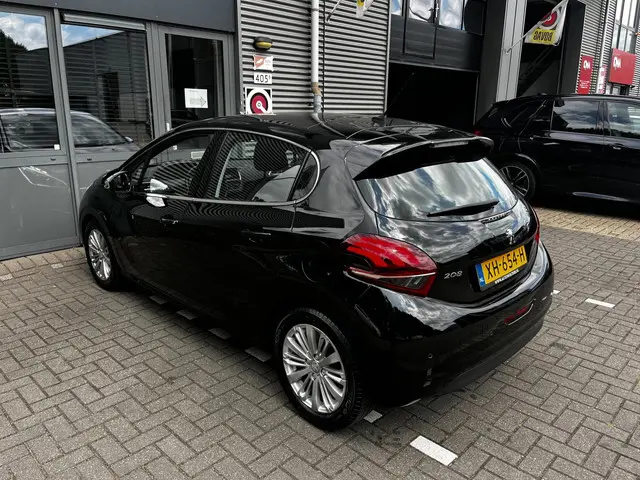 Peugeot 208 1.2 PureTech Blue Lease Allure 2019 Benzine 7