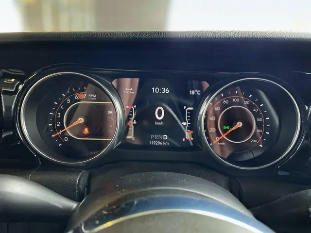 Jeep Wrangler Unlimited 2.0T Sahara 2019 Benzine 6