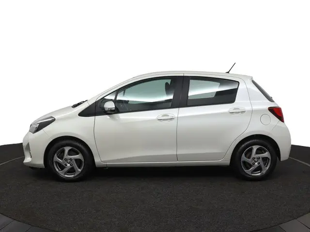 Toyota Yaris 1.5 Hybrid Lease 2015 Hybride Benzine 3
