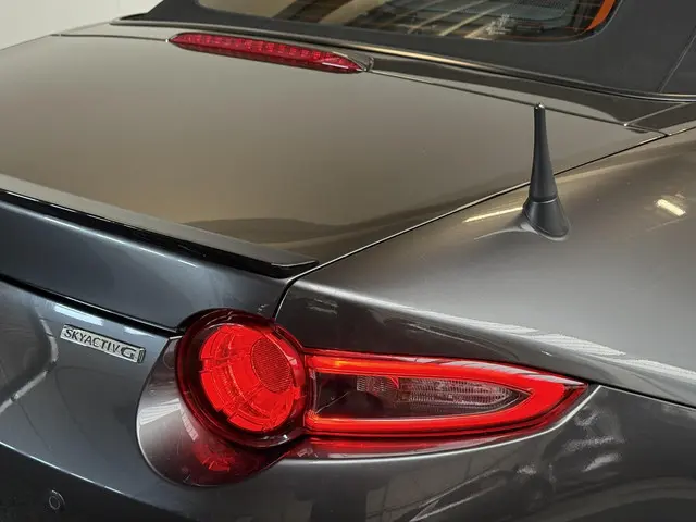 Mazda MX-5 2.0 SkyActiv-G 184pk Signature 2020 Benzine 40