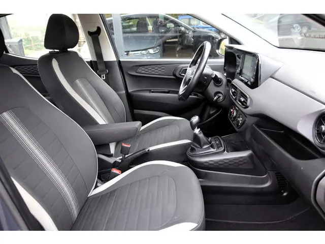 Hyundai i10 1.0 Comfort 2022 Benzine 17