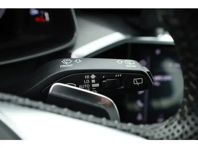 Audi A6 Avant 40 TDI quattroS Line 2019 Diesel 14