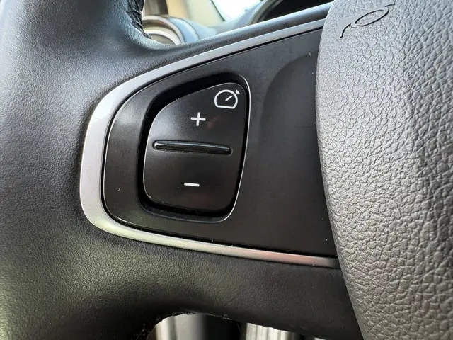 Renault Clio Estate 0.9 TCe Intens 2019 Benzine 14