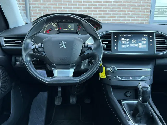 Peugeot 308 1.2 PureTech Style 2016 Benzine 2