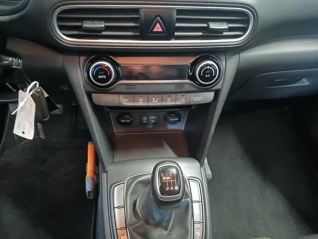 Hyundai Kona 1.0T Comfort - Front Schade - BPM 2017 Benzine 19