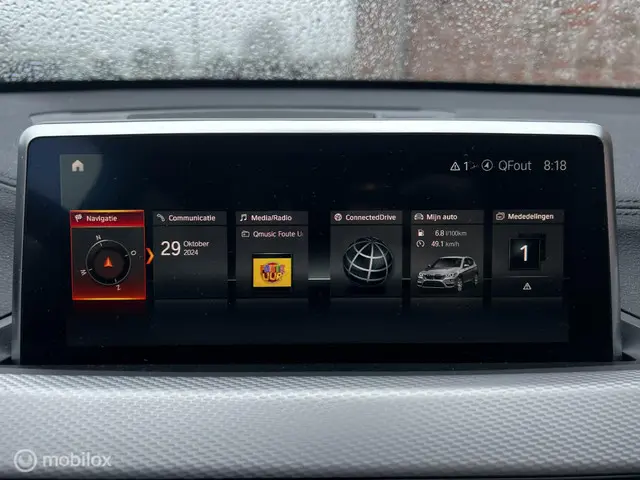 BMW X1 sDrive18i High Executive 2021 Benzine 23