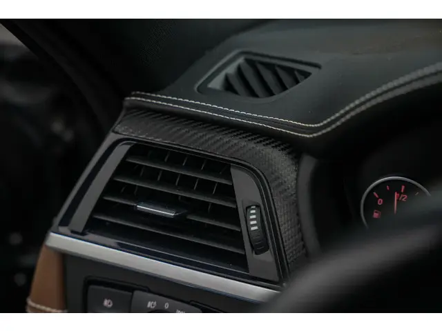 BMW 4 Serie Coupé 428i High Executive 2015 Benzine 24