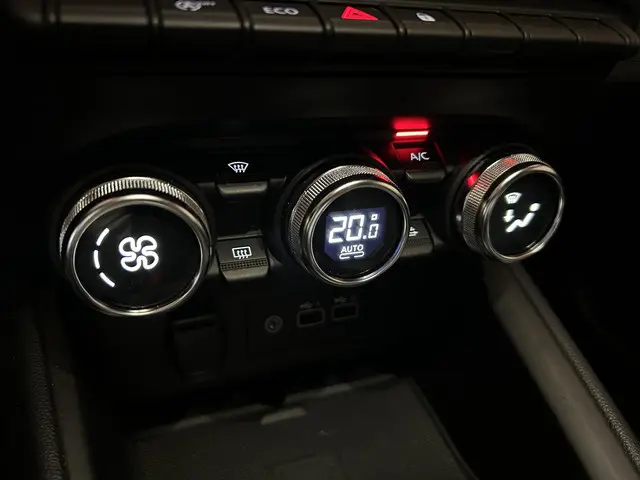 Mitsubishi Colt 1.0T MT Intense 2024 Benzine 12