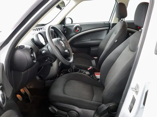 MINI Countryman Mini 1.6 D One Pepper 2016 Diesel 9