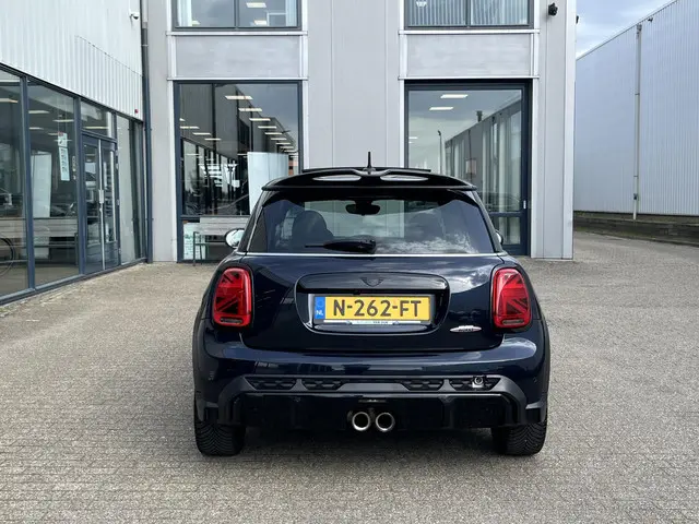 MINI Cooper Mini 2.0 John Works Essential 2021 Benzine 20