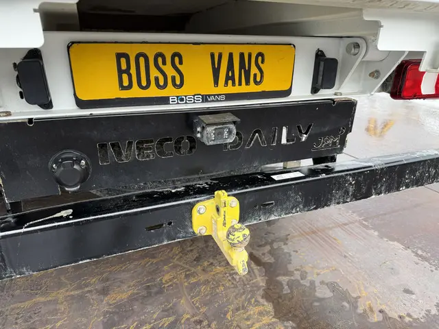 Iveco Daily 35C16 3.0 2023 Diesel 17