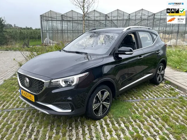 MG ZS EV Luxury 45 kWh |PANO | LEER | PDC | 2020 Elektrisch