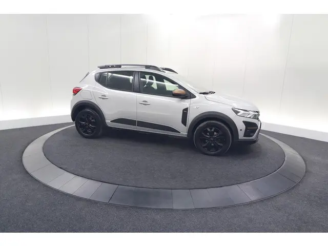Dacia Sandero Stepway TCe 90 Extreme 2024 Benzine 8