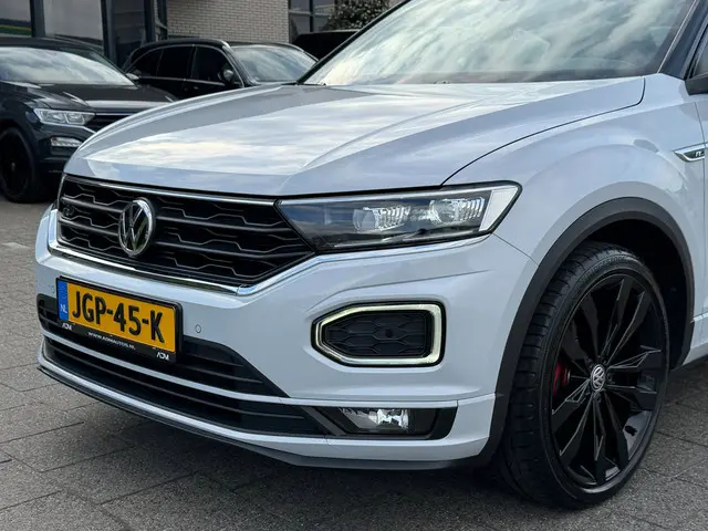 Volkswagen T-Roc 1.5 TSI Sport Business R 2019 Benzine 25