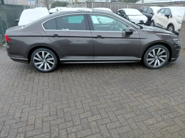Volkswagen Passat 1.4 TSI Comfortline 2018 Benzine 11