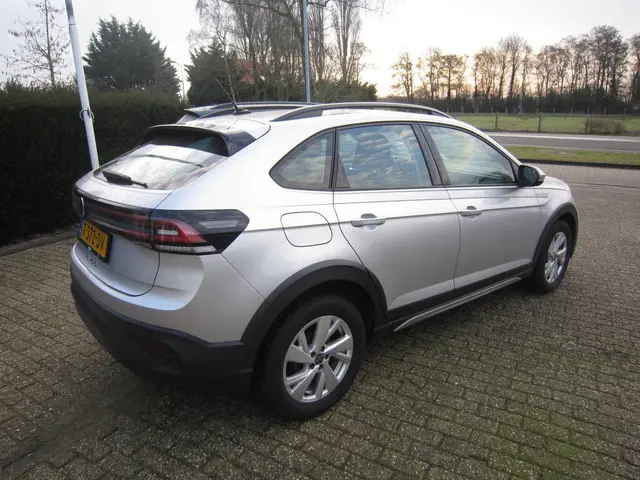 Volkswagen Taigo 1.0 TSI Life Business 2023 Benzine 4