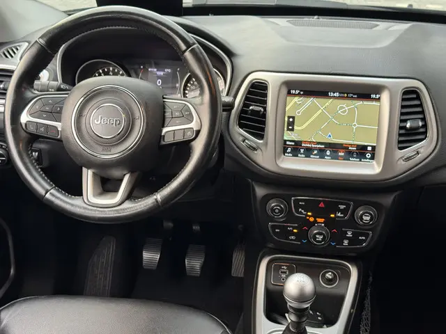 Jeep Compass 1.4 MultiAir Longitude 2018 Benzine 17