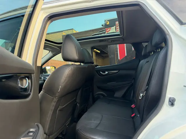 Nissan QASHQAI 1.2 Tekna 2015 Benzine 10