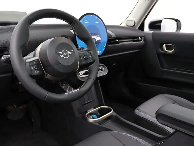 MINI 3-Deurs Cooper C 2024 Benzine 6