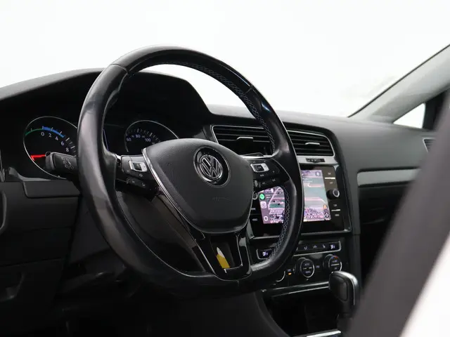 Volkswagen e-Golf E-DITION 2020 Elektrisch 18