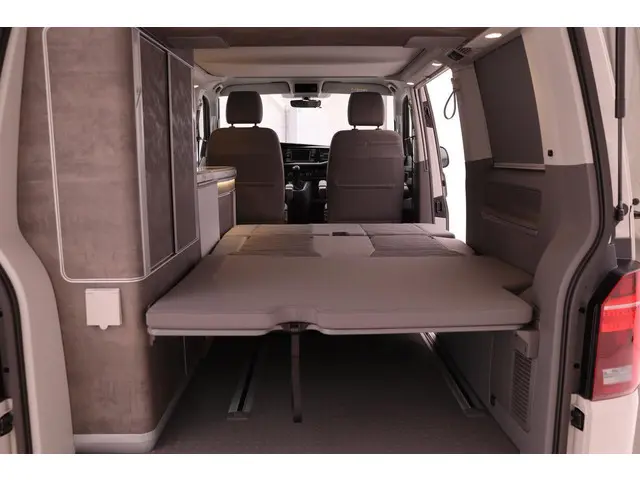 Volkswagen California Ocean 2.0 TDI Aut 150 2023 Diesel 34