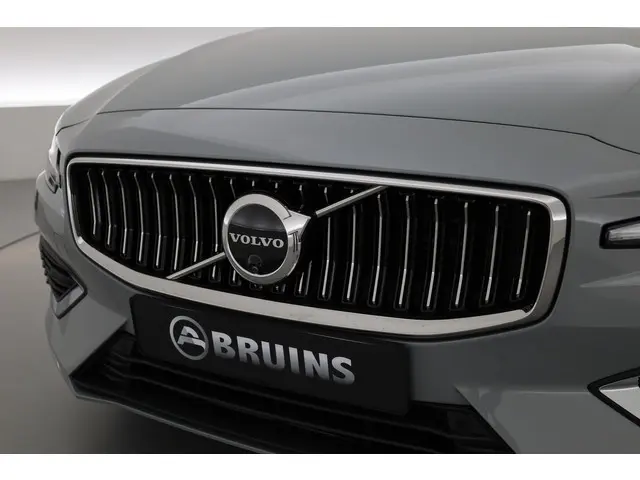 Volvo V60 T6 Recharge Plus Bright 2024 Hybride Benzine 33