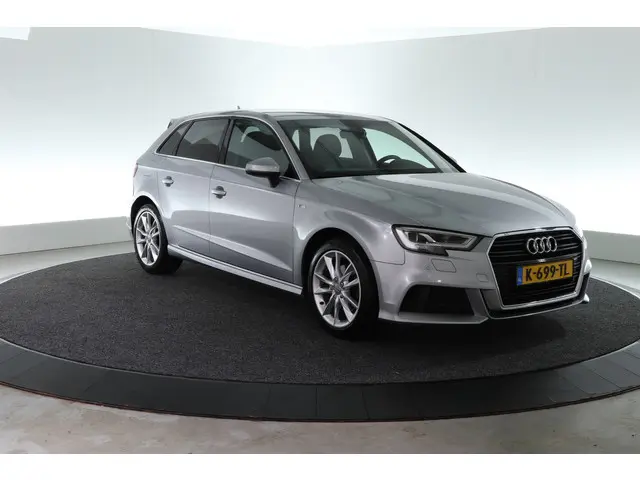 Audi A3 Sportback 1.4 TFSI CoD Pro Line 2017 Benzine 14