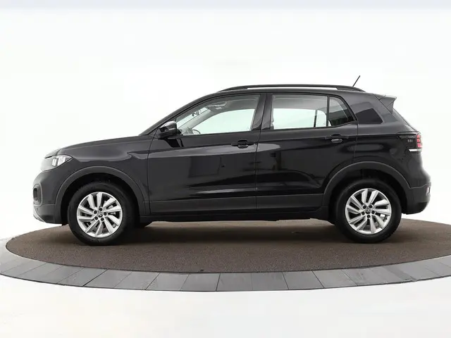 Volkswagen T-Cross 1.0 TSI 95pk Life 2023 Benzine 23