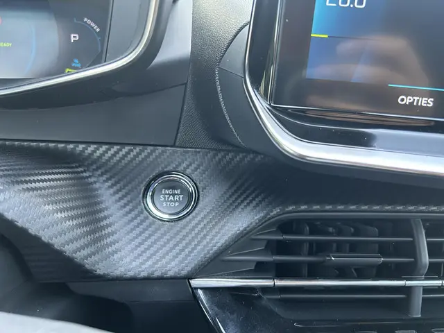 Peugeot e-2008 EV GT 2022 Elektrisch 16