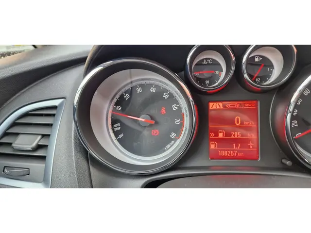 Opel Astra Sports Tourer 1.4 Turbo Bns + 2015 Benzine 11