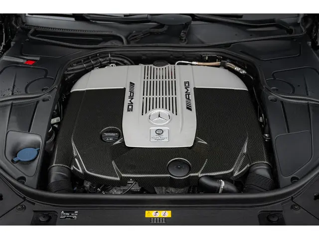 Mercedes-Benz S-Klasse Coupé AMG 65 2015 Benzine 33