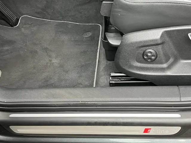 Audi Q3 1.4 TFSI CoD Sport Advance Sport 2018 Benzine 17