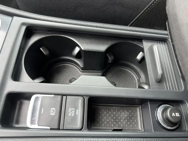 Volkswagen e-Golf e-Golf 2017 Elektrisch 10