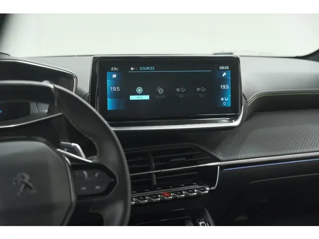 Peugeot 208 PureTech 131 EAT8 GT 2023 Benzine 53
