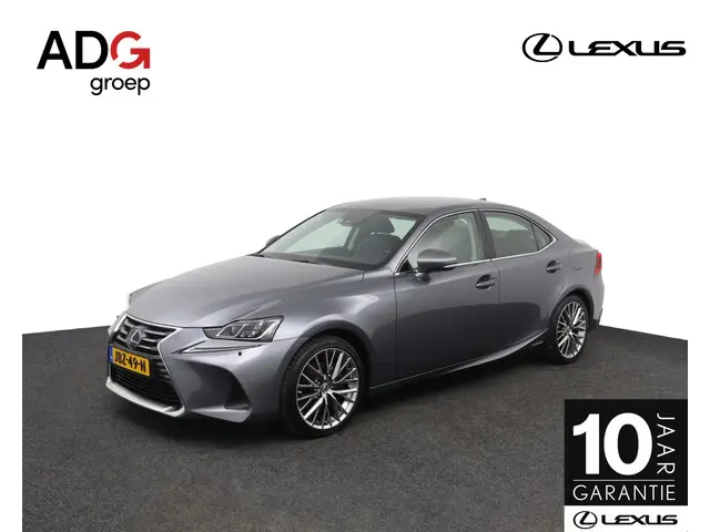 Lexus IS 300h Luxury Line 2018 Hybride Benzine