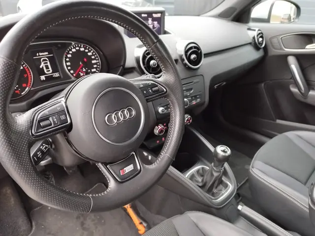 Audi A1 1.2 TFSI Pro Line S ** 135.320 km NAP ** 2014 Benzine 9