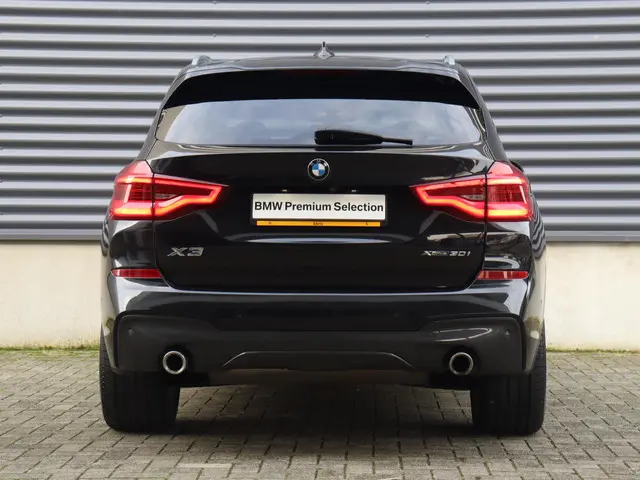 BMW X3 xDrive30i 2019 Benzine 4